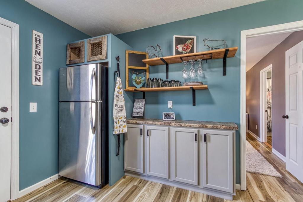 The Mason Jar, Hot Tub, Wifi, 1089 Free Tickets Each Paid Day, Dollywood And More! Pigeon Forge Luaran gambar